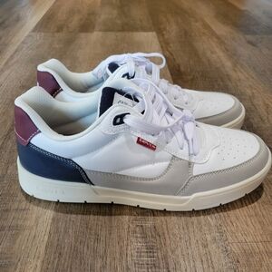 Levi's White and Blue Sneakers